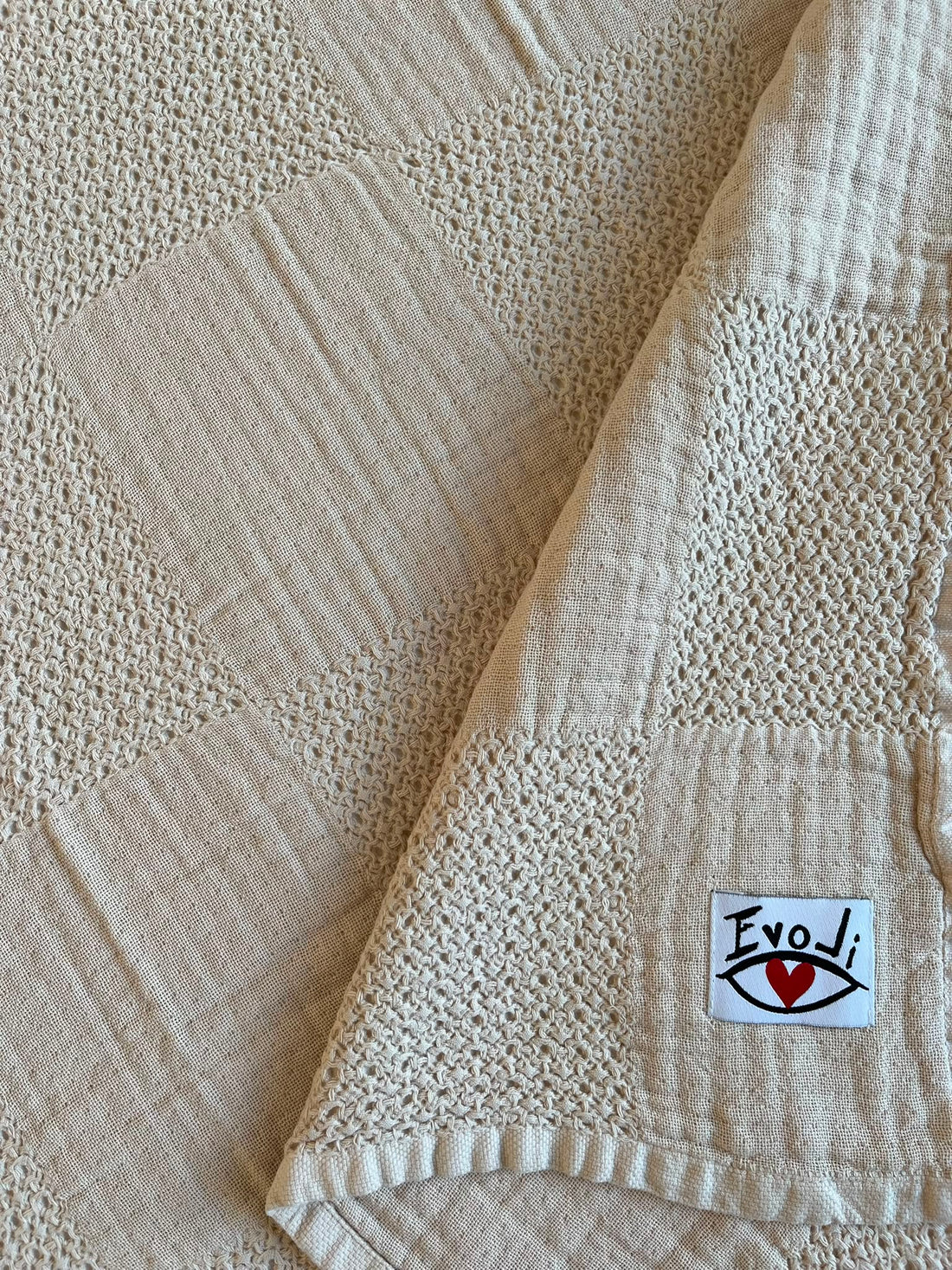 Müslin Dantel Patchwork Çift Kişilik Pike 260x240 cm - Bej