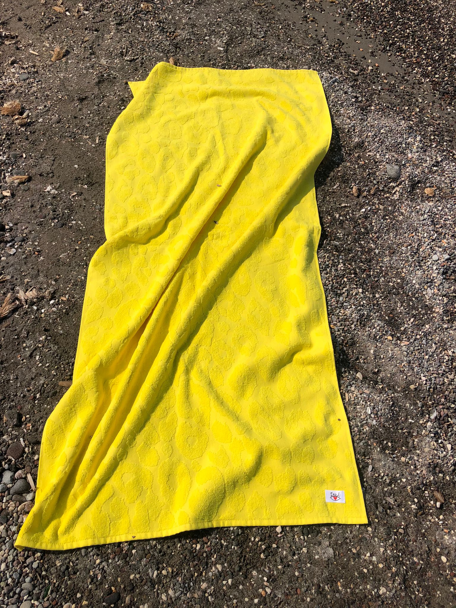 Leopar Desenli Kadife Jakarlı %100 Pamuk Plaj Havlusu 80x160 cm